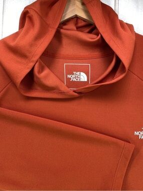 The North Face Sun Hoodie Mens 2XL Orange Lightweight UPF 40 Hiking Performance